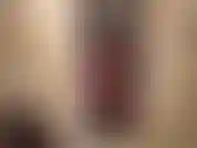 Unter der dusche mit dem cockring und dem spielzeug spielt ;).