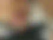 Streicheln bei der arbeit im schwarzen suspensorium.