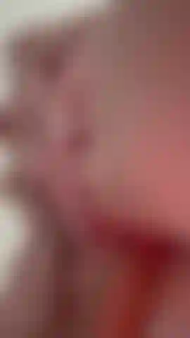 🥵 1 minute 30 of wet, creamy, hot teasingWatch me slowly play with my toy while I get more and more desperate, teasing every inch until I can’t hold back anymore. Hear my moans, hear how turned on I am, and watch the creamy build up sliding up and down my toy A hot, messy little clip full of teasing, pleasure, and real reactions 😈
