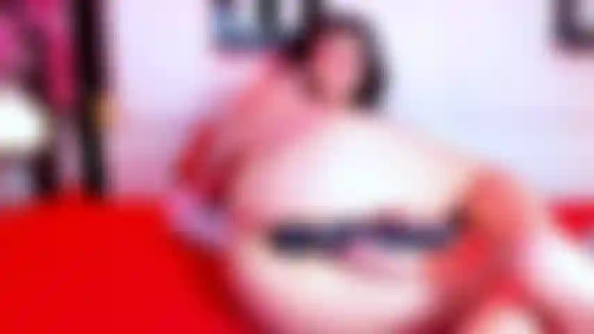 Meine muschi vibriert und fühlt sich nass an 🍆.