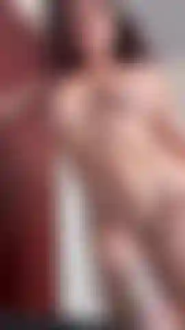 Model my naked body