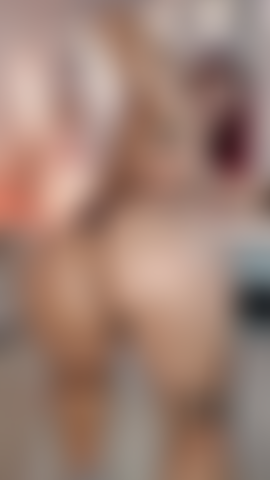 Mein heißer arsch will deinen schwanz.