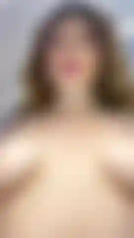 Meine geölten brüste brauchen deine aufmerksamkeit 💋 #oiltease #exclusivevideo #vip #sensual #premiumcontent #bodyworship.
