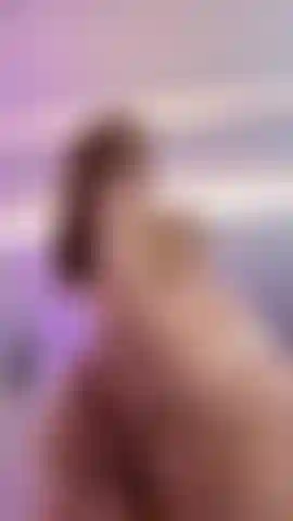 Du willst meinen nackten hintern und meine muschi von hinten sehen, mit köstlichen klapsern #bigass #nacked #pussyopen #asshole.