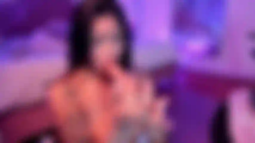 Babe I want to suck your cock so hard!