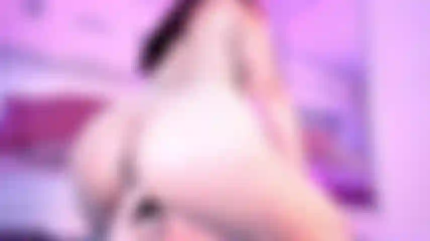 Eine feuchte muschi und ein großer dildo!