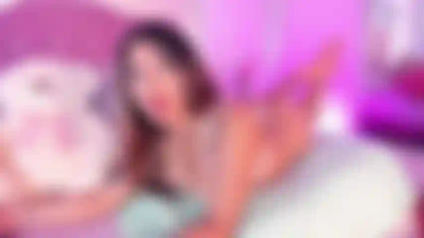 Ich brauche deinen schwanz in meinem mund.