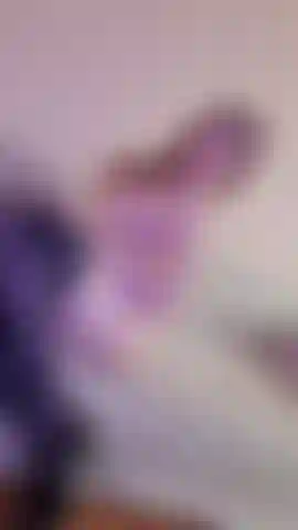 Tolle dehnung und eine pinke muschi!