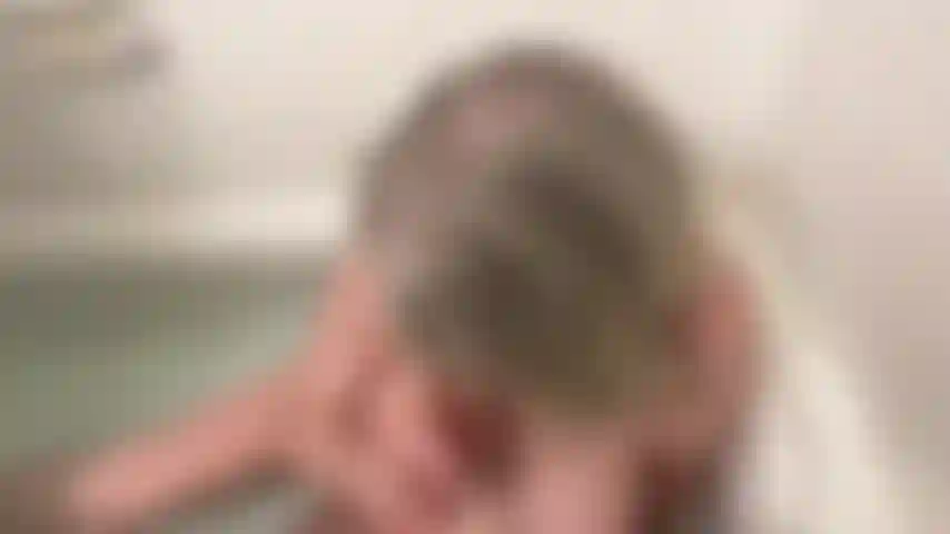 Bathtub BJ With My Toy