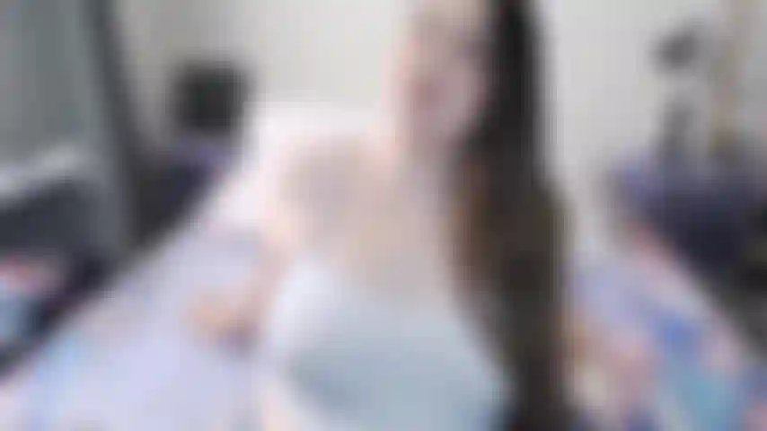 Werde ein stuhl für die blähende bbw-göttin kaylee graves! Du hast mir so großzügig angeboten, heute platz zu nehmen, und deine nase wird perfekt zwischen meine saftigen arschbacken passen. Ich weiß, dass du darauf wartest, einen schönen langen zug zu nehmen, wenn es zu blähungen kommt.