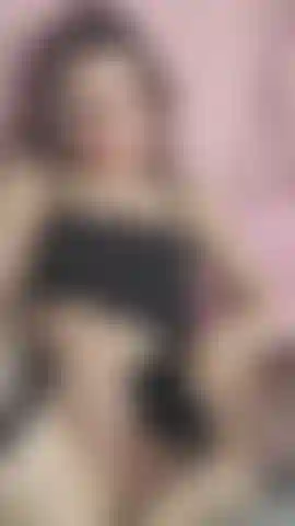 My pussy feels empty, would you fill it with your cock?