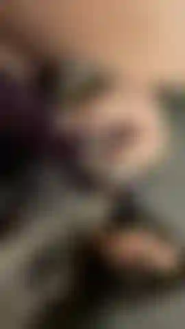 Lasse meine muschi vibrieren.