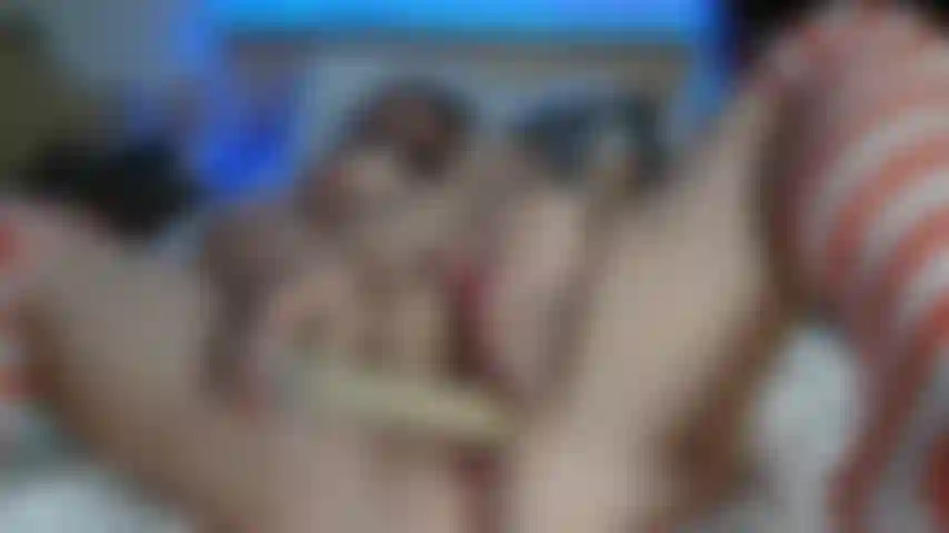 Hey, kepis krew! Schnallt euch an für einen wilden ritt. Ich tauche ein in ein seltenes analsolo mit doppelter penetration! Mich an meine grenzen gehen zu sehen? Verpasst diese intensive show nicht!