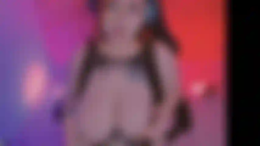 Let's gat messy adn enjoying a good hard fuck deeptrhoat while you make me drool in all my tits