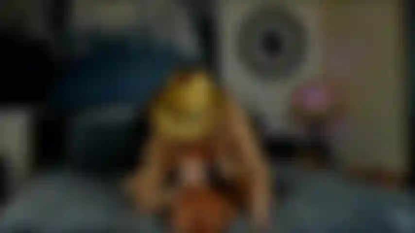 Reite den oberkörper und blase ihm einen.