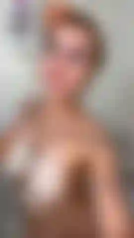 I’m covered in cream watch me tease;)