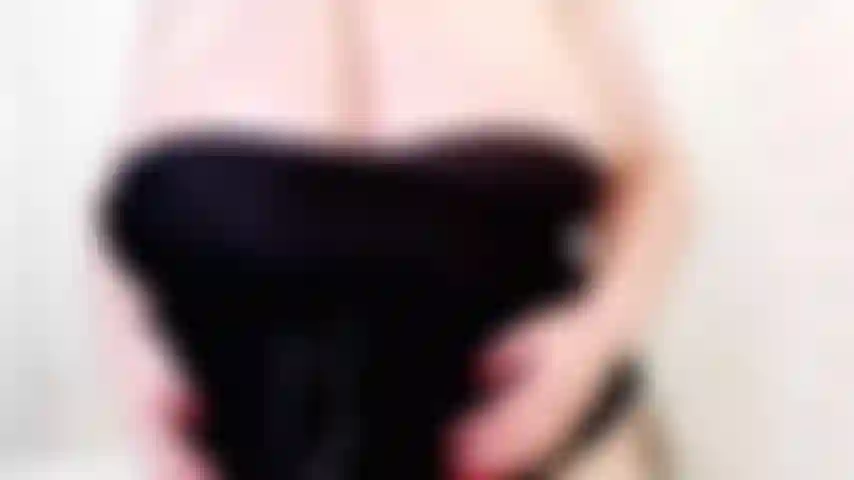 Hüpfende titten aus der spitze.