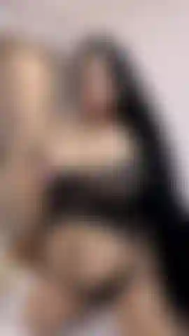 Dein körper und dein duft bewohnen meine gedanken den ganzen tag.