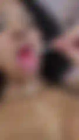 Mir schmilzt schon beim bloßen gedanken daran der mund!!