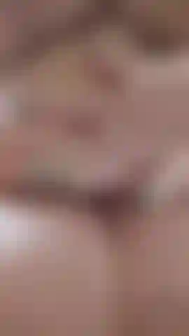 Belly jiggles and close up squirting face sitting POV.