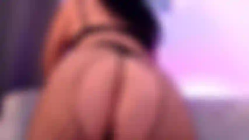 A ligth teasing whit my curves