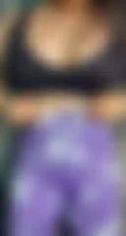 Und zeige meine engen leggings.