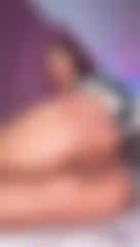 Mi culito listo, brillante, mojado esperando tus ganas.