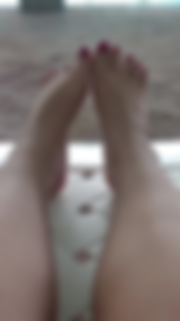 Genieße die sonne und den pool.