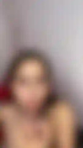 Ich werde deinen schwanz ganz nass machen.