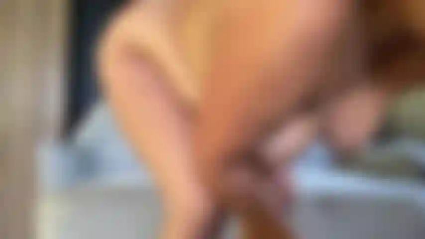 Hartes ficken ist eines der größten vergnügen, die ich haben kann.