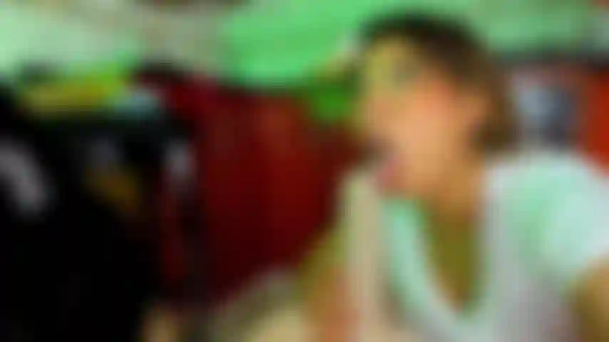 Du filmst mich, während ich deinen schwanz lutsche.