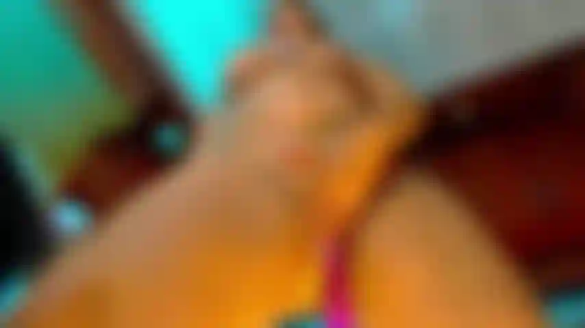 Reibe meine heiße muschi.