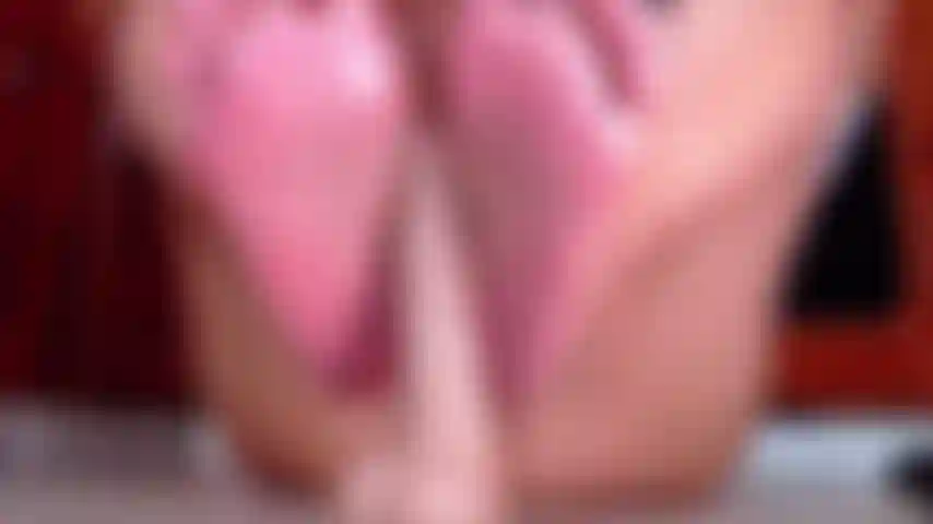 Massiere meine füße mit öl!