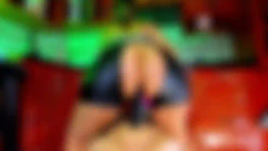 Die auf deinem harten schwanz sitze.