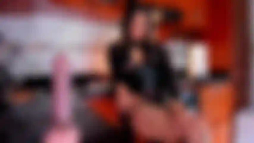 Wir sind allein zu hause, hast du spaß mit mir?