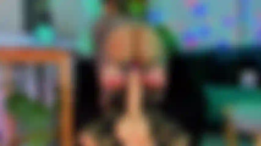 Mache ungezogene füße.