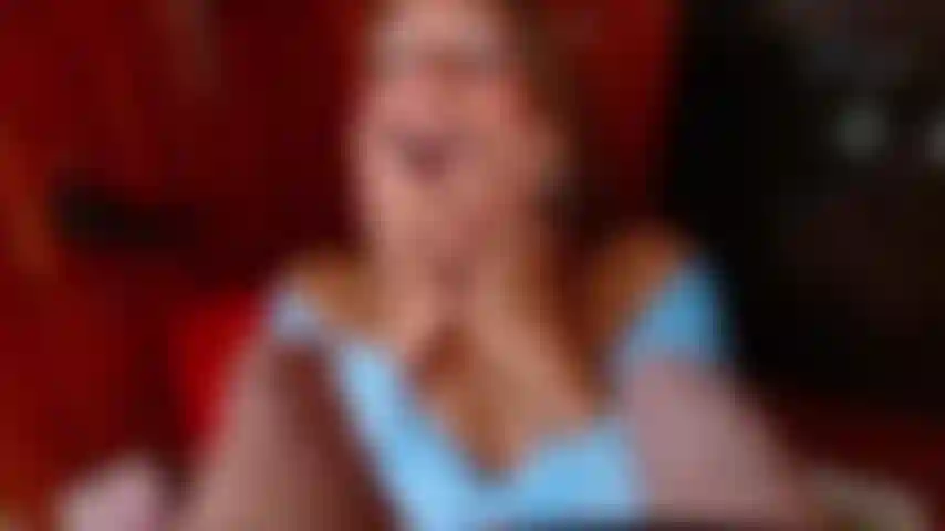 Zwei schwänze und spiel auf meinen titten!