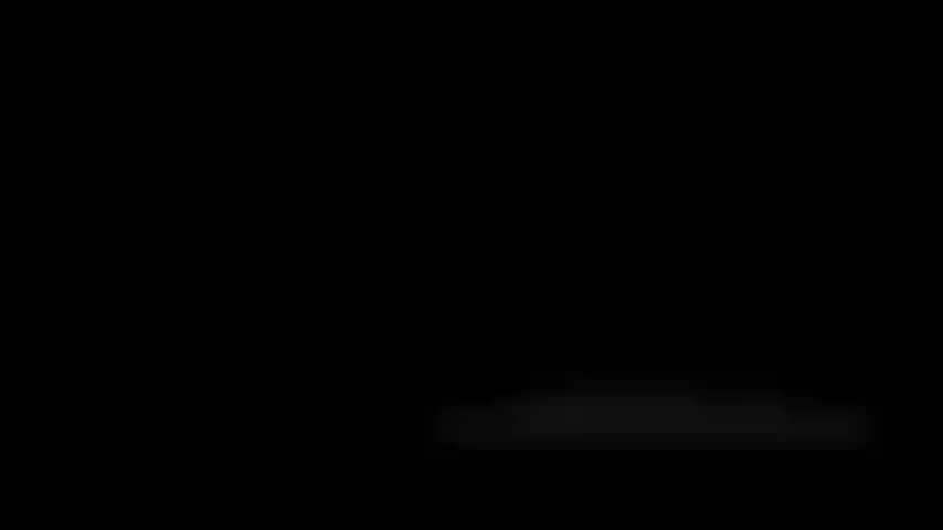 Mit einer maschine auf dem bauch gefickt wird.