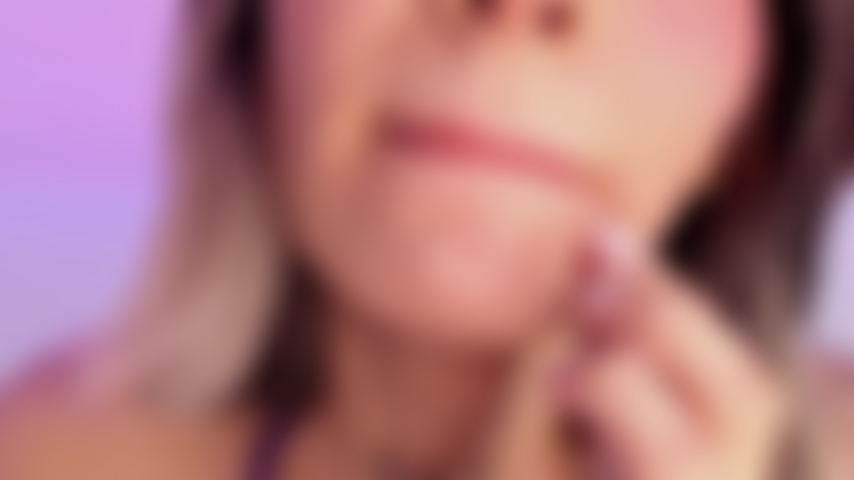 Meine feuchte zunge wird deinen harten schwanz umarmen, bis du mir dein dickes, weißes sperma gibst!