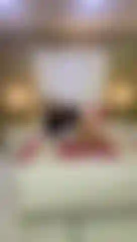 sensuality, shaking my ass and wiggling it