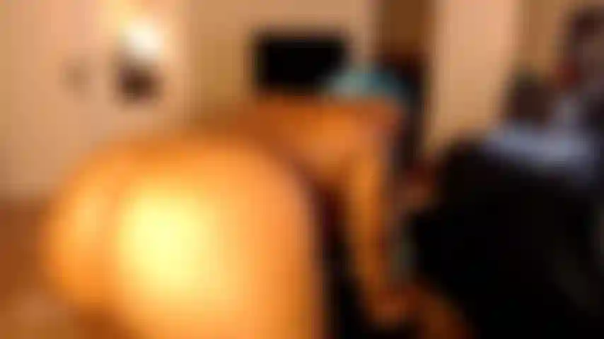 Glücklicher schlampiger blowjob.