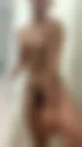 Lass uns eine heiße dusche nehmen, baby.