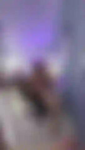 Schau dir meine muschi an. Komm und leck dich.