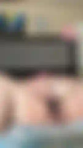 Thicc BBW playing with her wand