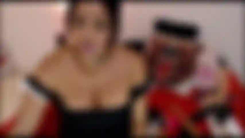 Ficke eine muschi mit einem großen schwarzen schwanz.