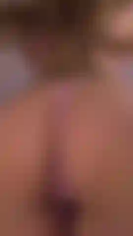 Kurzer blick auf mein winziges höschen.