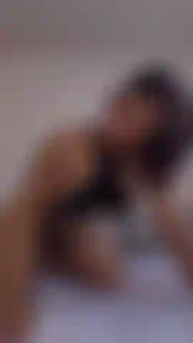 A soft tease, seductive looks, and slow movements that suggest more than they show.
This video is just the beginning sensual, intimate, and full of feminine energy.
If you enjoy elegance, natural beauty, and letting your imagination run wild, youre in the right place.
The best moments are always private.