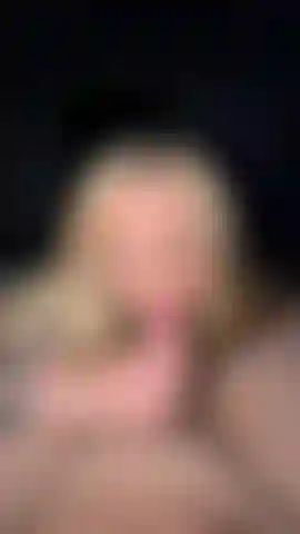 good morning blowjob ;) love to wake up and get to sucking