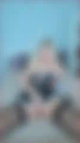 Reite einen großen dildo und meine rosa pussy ist so nass.