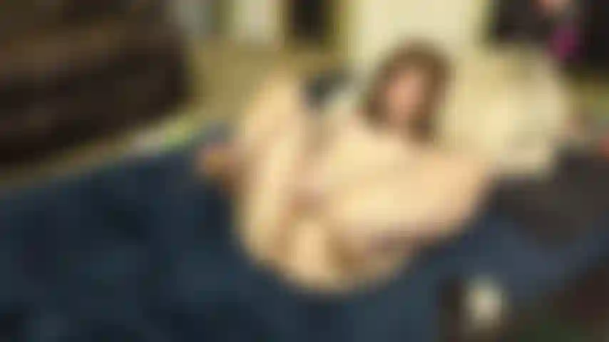 Leise streichelnder orgasmus – sshhhh.